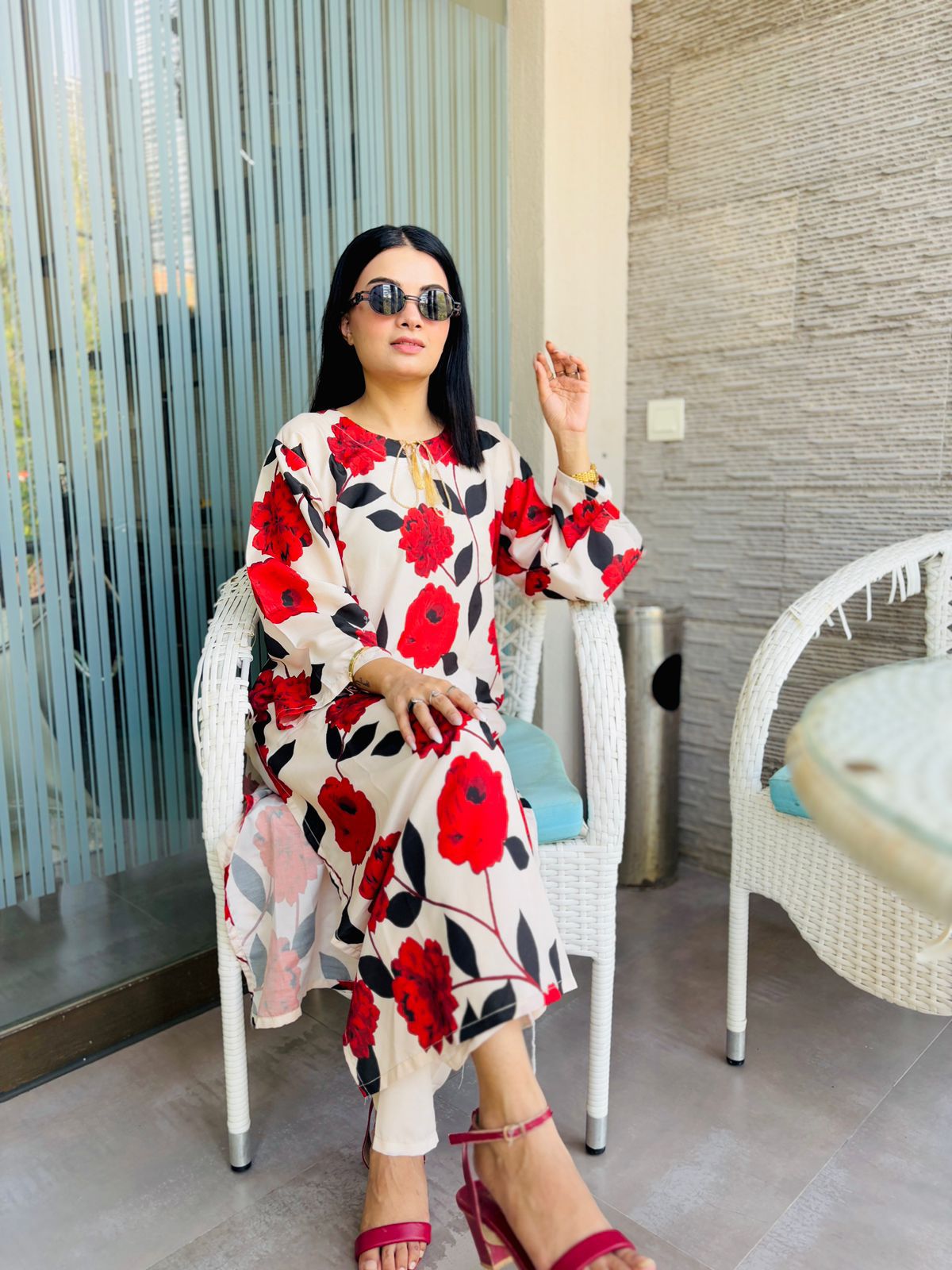 Cream Floral Printed Lawn Kurti with Red Roses & Balloon Sleeves
