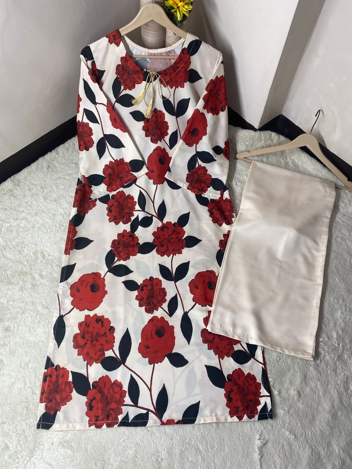Cream Floral Printed Lawn Kurti with Red Roses & Balloon Sleeves