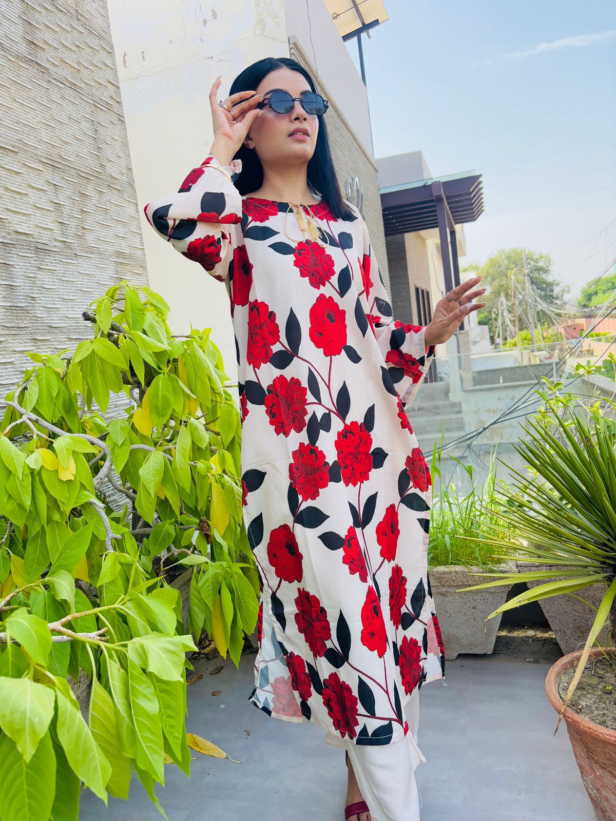 Cream Floral Printed Lawn Kurti with Red Roses & Balloon Sleeves